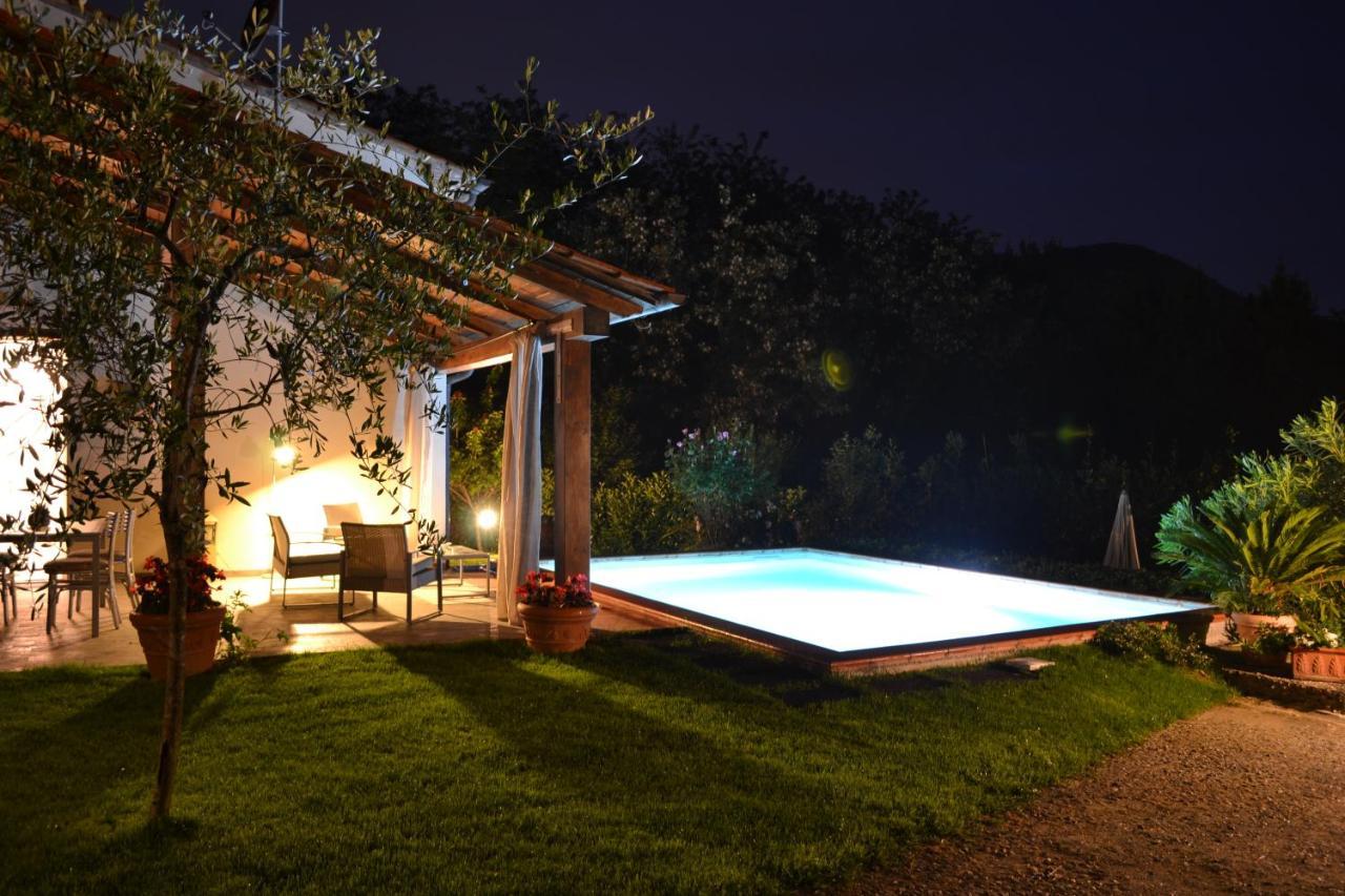 Villa Con Piscina Esclusiva Nel Verde Λούκα Εξωτερικό φωτογραφία